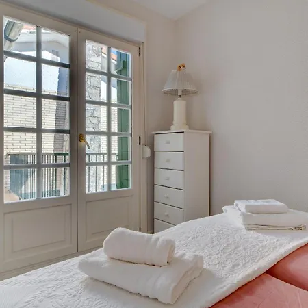 Сasa de vacaciones Familiar Con Jardin En Hondarribia, Terraza, Centrico, 4hb *